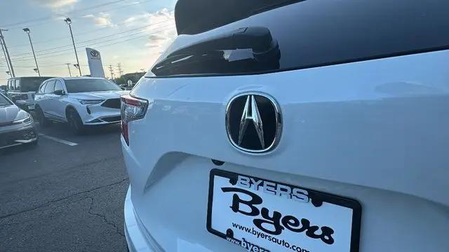 2023 Acura RDX Standard
