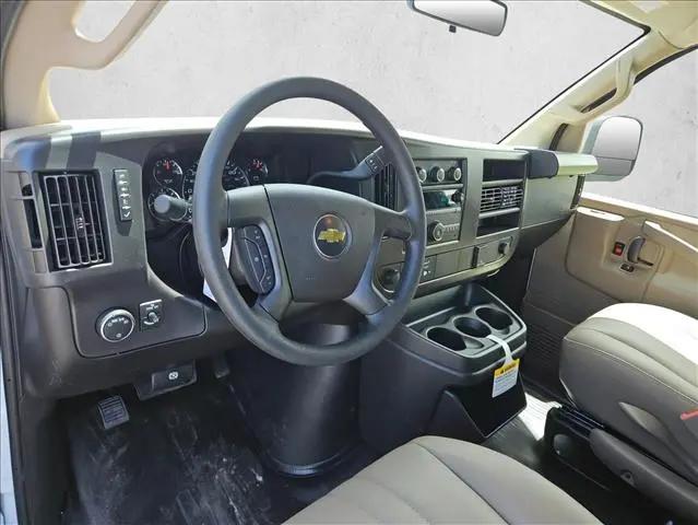 2026 Chevrolet Express Cargo Van 2500 Regular Wheelbase, WT, RWD