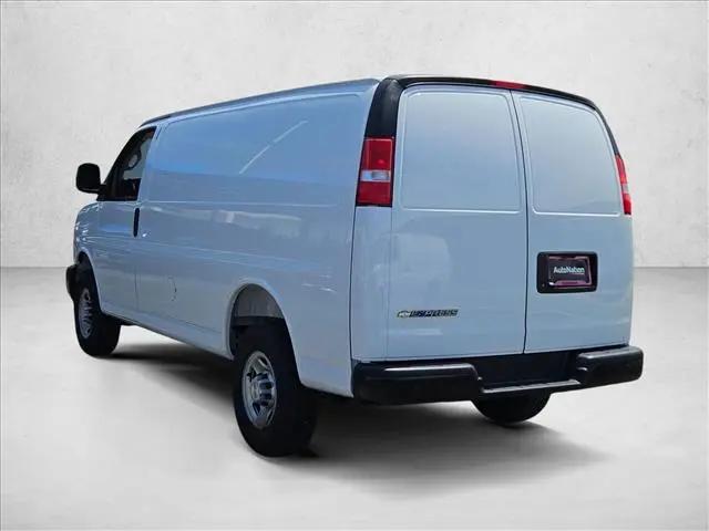 2026 Chevrolet Express Cargo Van 2500 Regular Wheelbase, WT, RWD