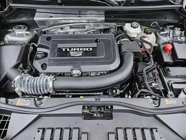 2025 Cadillac XT4 FWD Premium Luxury