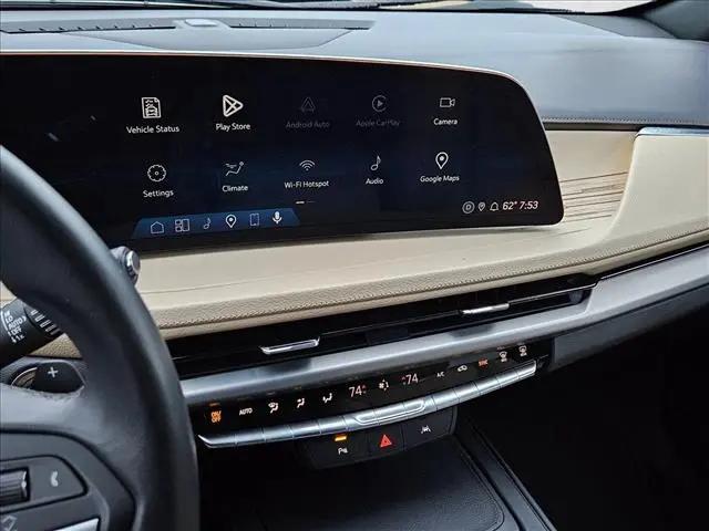 2025 Cadillac XT4 FWD Premium Luxury