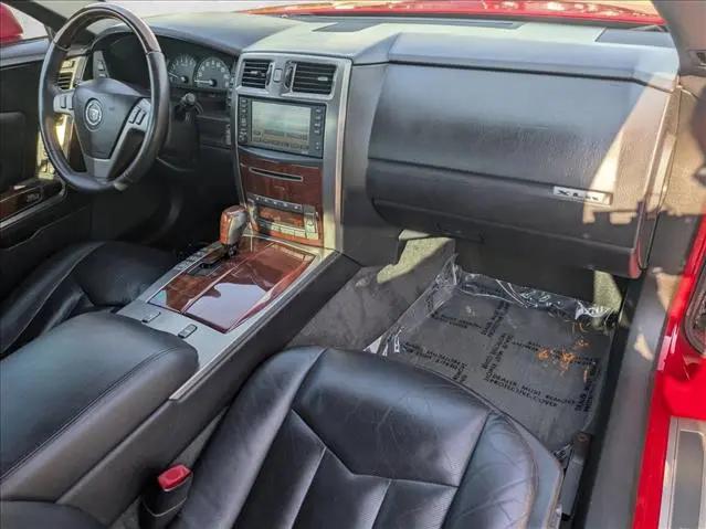 2007 Cadillac XLR Standard