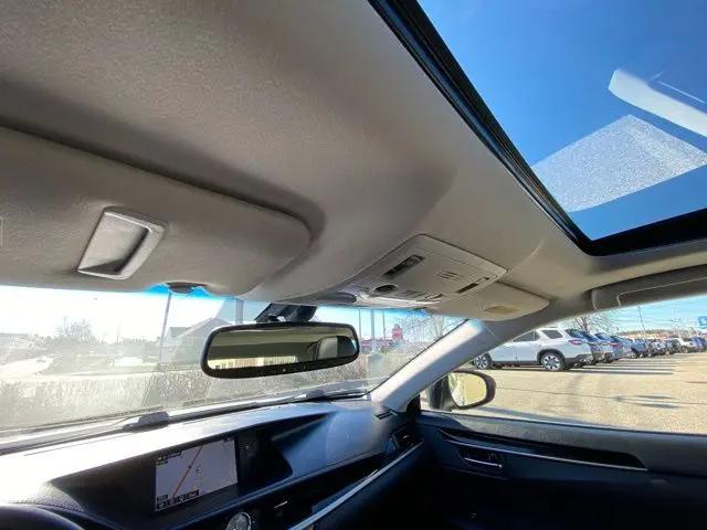 2015 Lexus ES 350 Crafted Line
