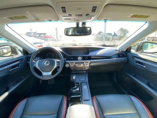 2015 Lexus ES 350 Crafted Line