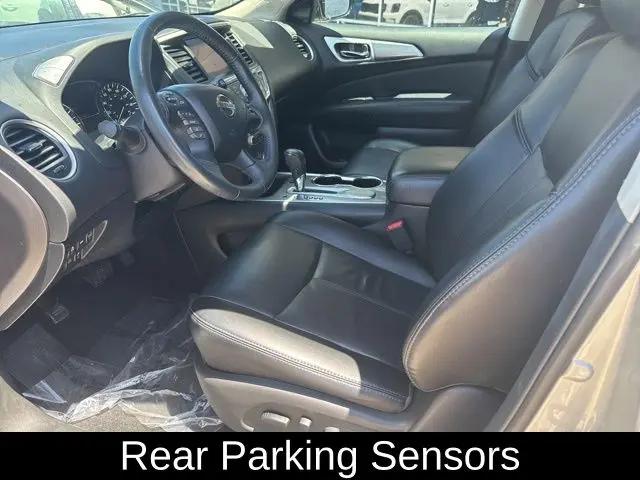 2017 Nissan Pathfinder SL