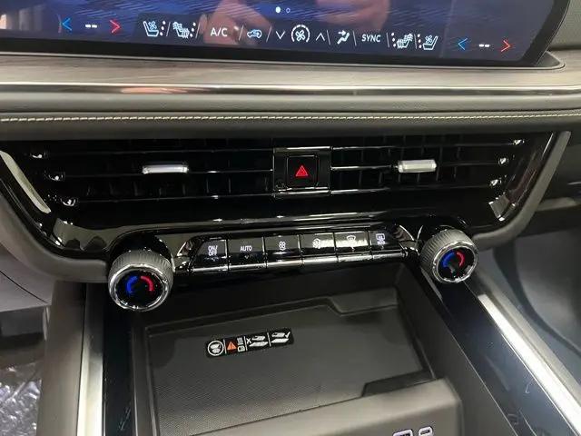 2026 Chevrolet Suburban Premier, 4WD
