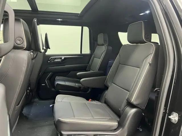 2026 Chevrolet Suburban Premier, 4WD