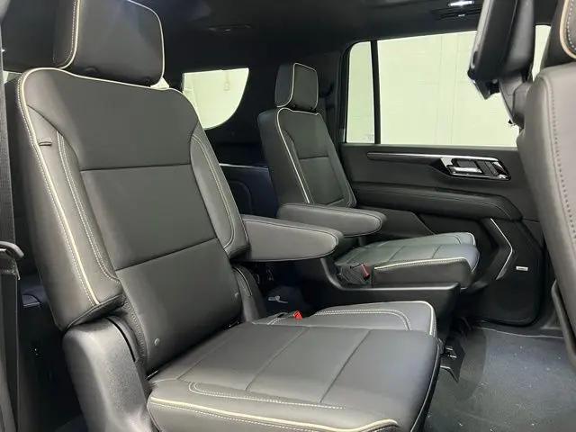 2026 Chevrolet Suburban Premier, 4WD