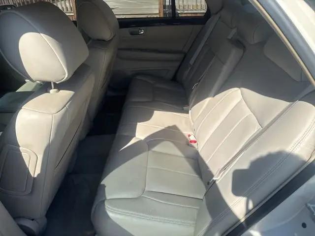 2011 Cadillac DTS Standard