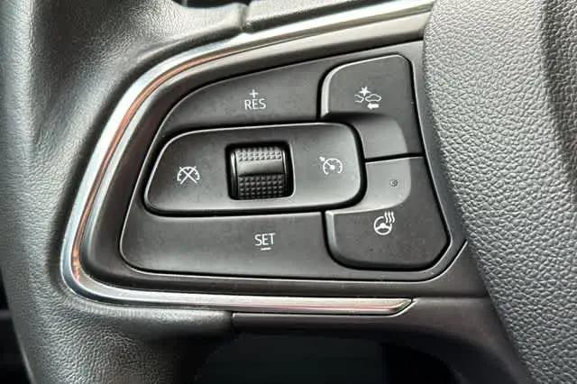 2023 Buick Envision Essence FWD