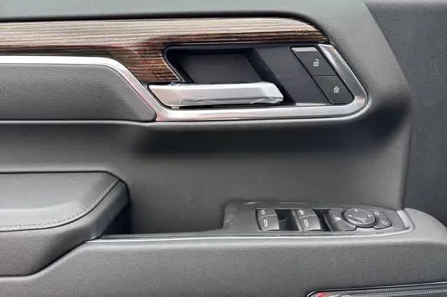 2026 GMC Sierra 1500 Crew Cab, Short Bed, SLE, 4WD
