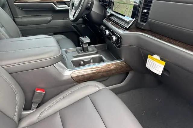 2026 GMC Sierra 1500 Crew Cab, Short Bed, Elevation, 4WD