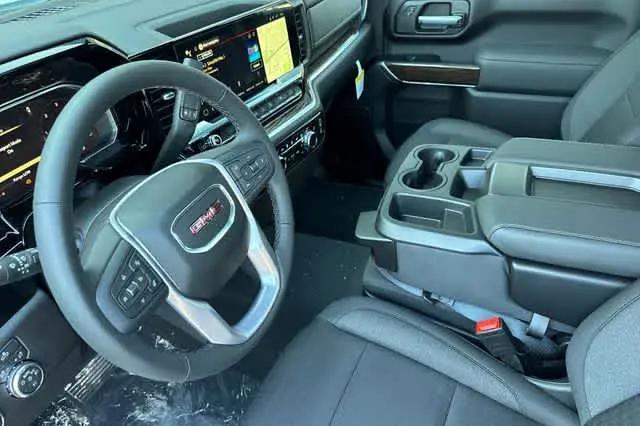 2026 GMC Sierra 2500HD Regular Cab, Long Bed, SLE, 4WD