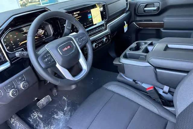 2026 GMC Sierra 2500HD Regular Cab, Long Bed, SLE, 4WD