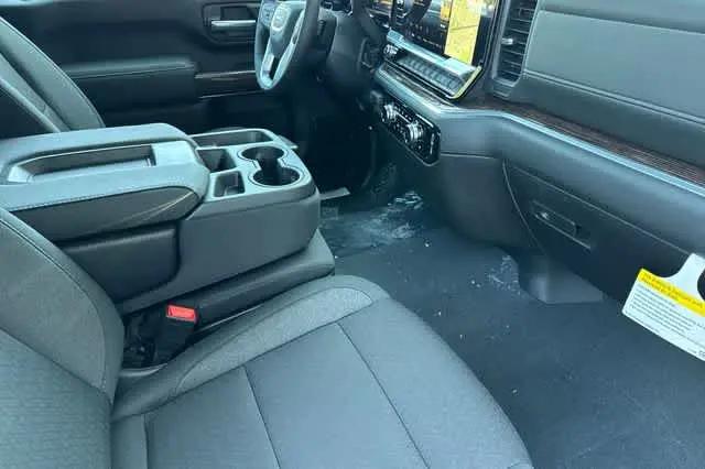 2026 GMC Sierra 2500HD Regular Cab, Long Bed, SLE, 4WD