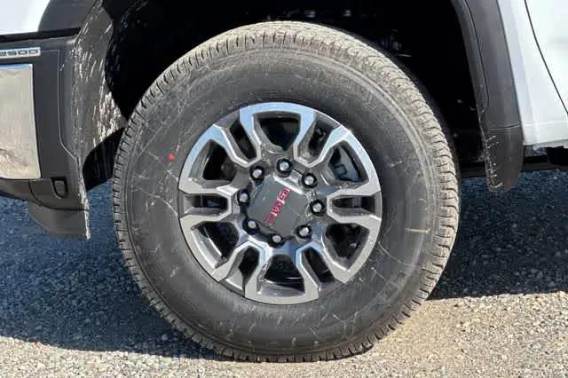 2026 GMC Sierra 2500HD Regular Cab, Long Bed, SLE, 4WD