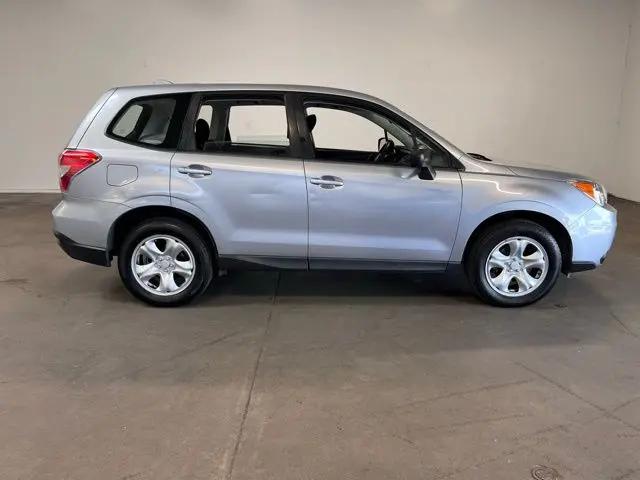 2016 Subaru Forester 2.5i