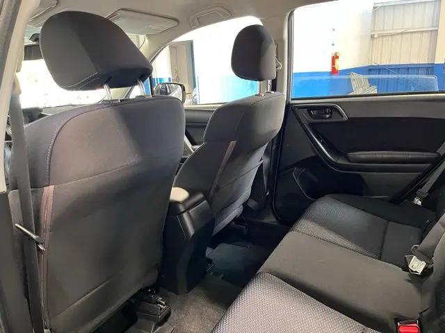 2016 Subaru Forester 2.5i