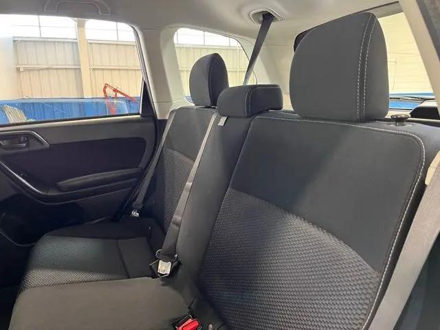 2016 Subaru Forester 2.5i