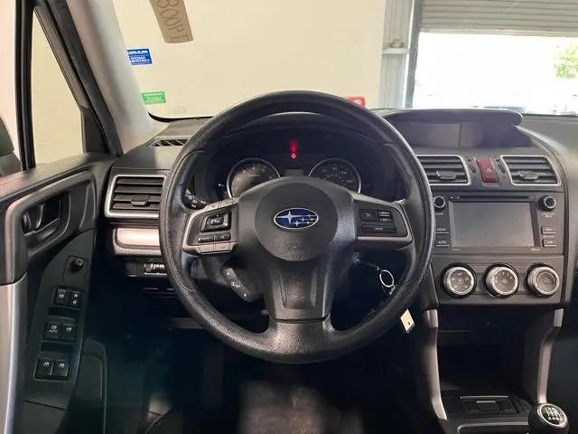 2016 Subaru Forester 2.5i