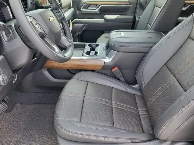2026 Chevrolet Silverado 2500HD Crew Cab, Long Bed, High Country, 4WD