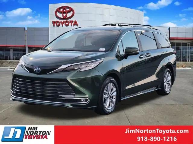 2025 Toyota Sienna Limited