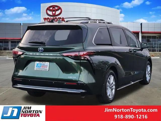 2025 Toyota Sienna Limited