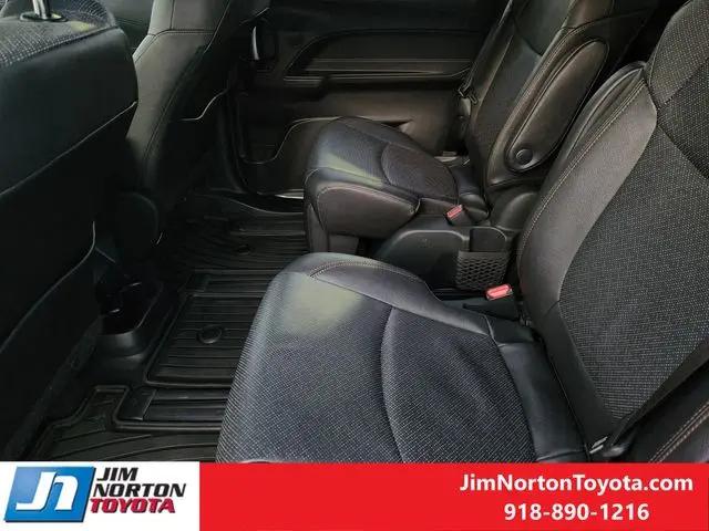 2025 Toyota Sienna Limited