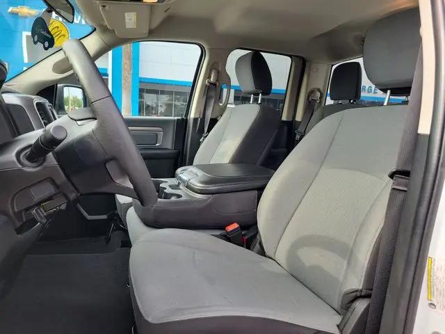 2024 Ram 1500 Classic SLT Quad Cab 4x2 6'4" Box