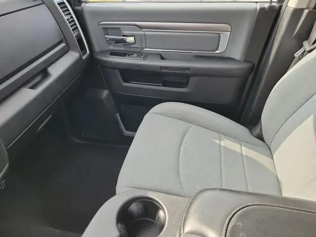 2024 Ram 1500 Classic SLT Quad Cab 4x2 6'4" Box