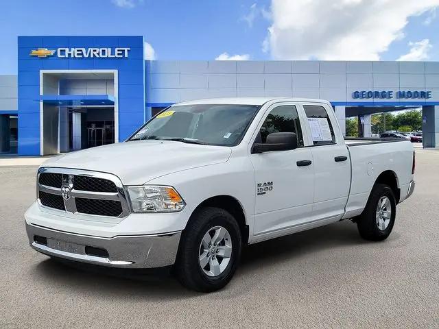 2024 Ram 1500 Classic SLT Quad Cab 4x2 6'4" Box