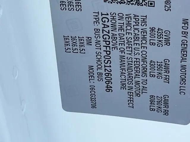 2025 Chevrolet Express Passenger RWD 3500 Extended Wheelbase LT