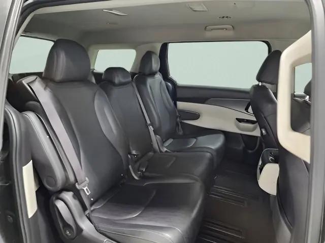 2023 Kia Carnival MPV LX Seat Package