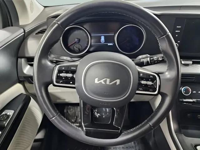 2023 Kia Carnival MPV LX Seat Package