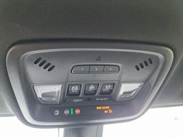 2024 Chevrolet Traverse FWD Premier