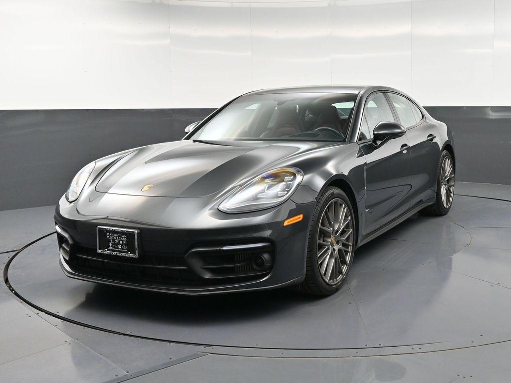/2023 Porsche Panamera