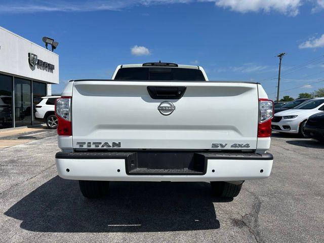 2024 Nissan Titan Crew Cab SV 4x4