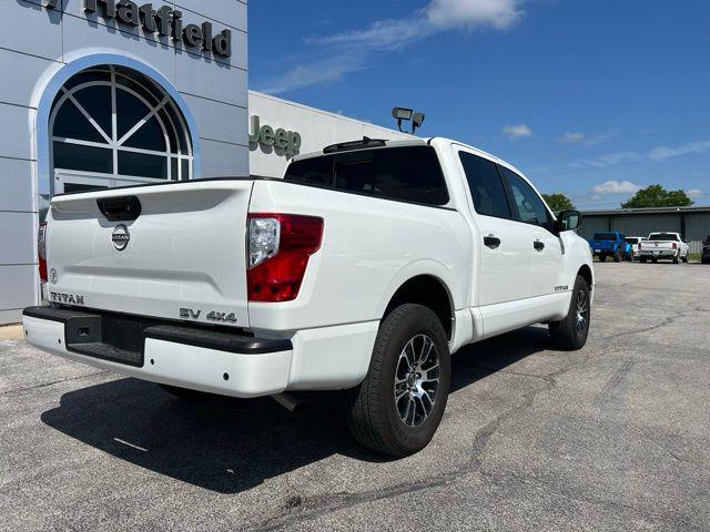 2024 Nissan Titan Crew Cab SV 4x4
