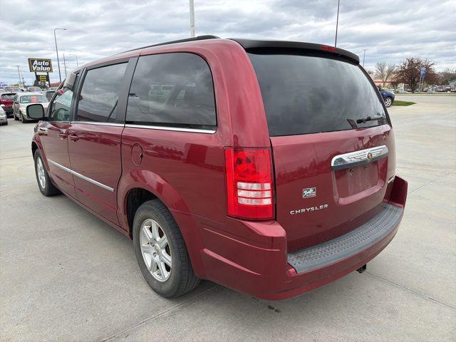 2010 Chrysler Town & Country Touring