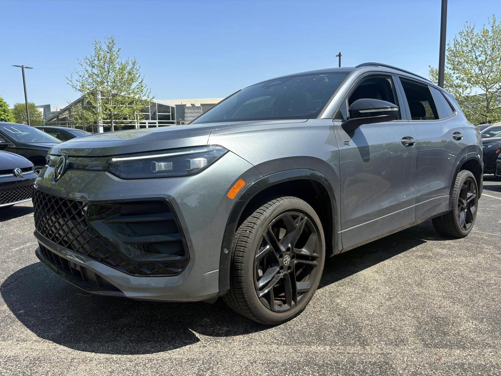 /2025 Volkswagen Tiguan