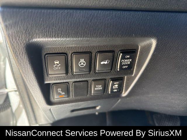 2017 Nissan Pathfinder SL