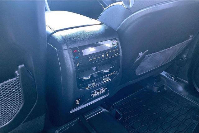 2023 Jeep Grand Cherokee Overland 4x4