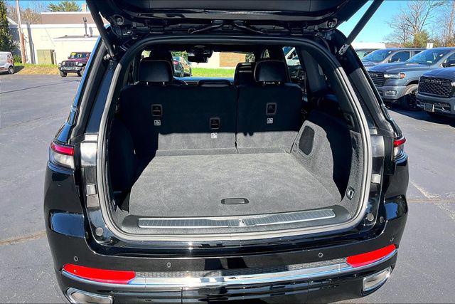 2023 Jeep Grand Cherokee Overland 4x4