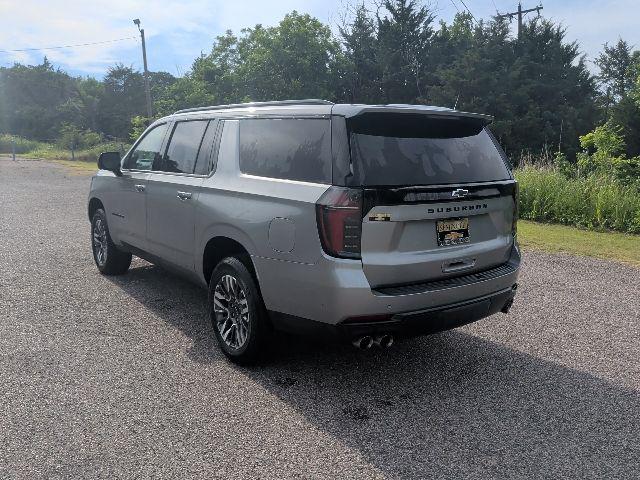 2025 Chevrolet Suburban 4WD Z71