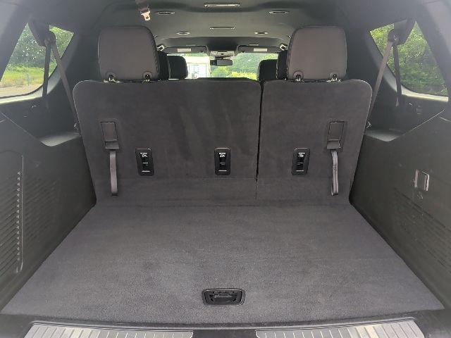 2025 Chevrolet Suburban 4WD Z71