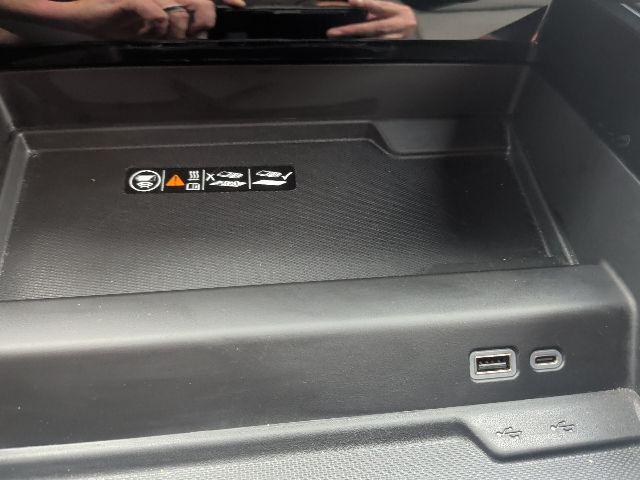 2025 Chevrolet Suburban 4WD Z71