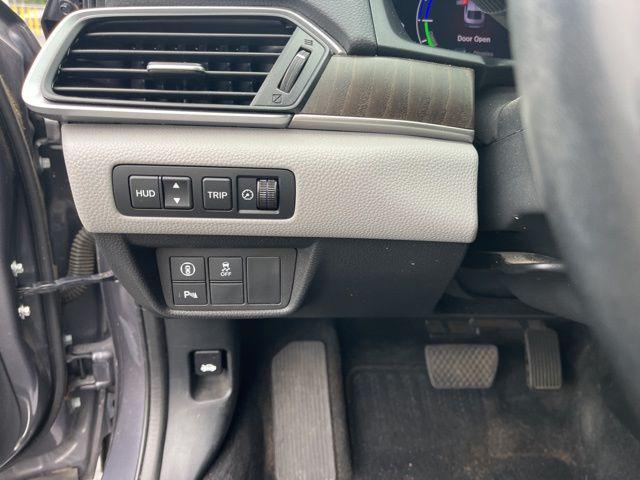 2020 Honda Accord Hybrid Touring