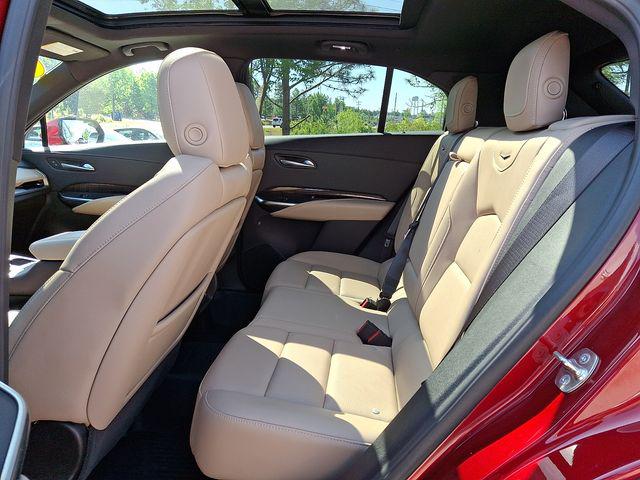 2024 Cadillac XT4 FWD Premium Luxury