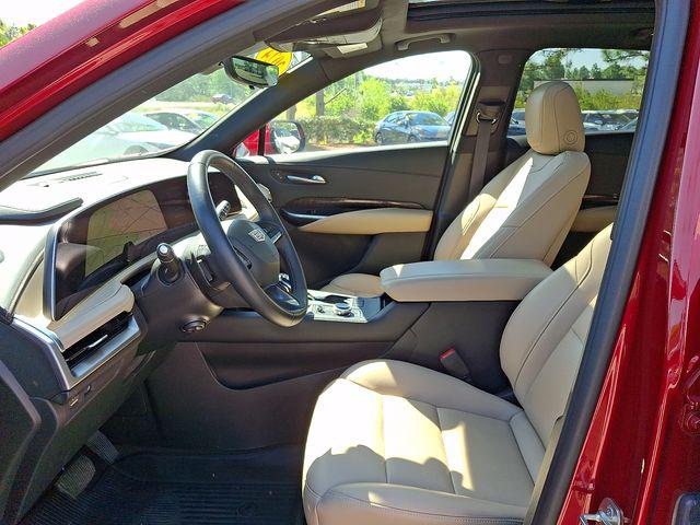 2024 Cadillac XT4 FWD Premium Luxury