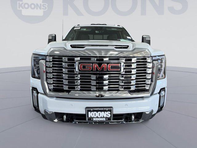 2026 GMC Sierra 2500HD Crew Cab, Standard Bed, Denali, 4WD